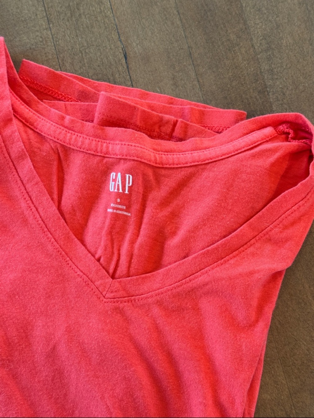 GAP Women's Red V-Neck T-Shirt